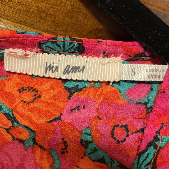 Miami Kendra Puff Sleeve Floral Blouse - Picture 4 of 5